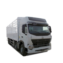 Low price Sinotruck Howo 6x4 8x4 10 12 wheeler fence box van cargo truck lorry high quality